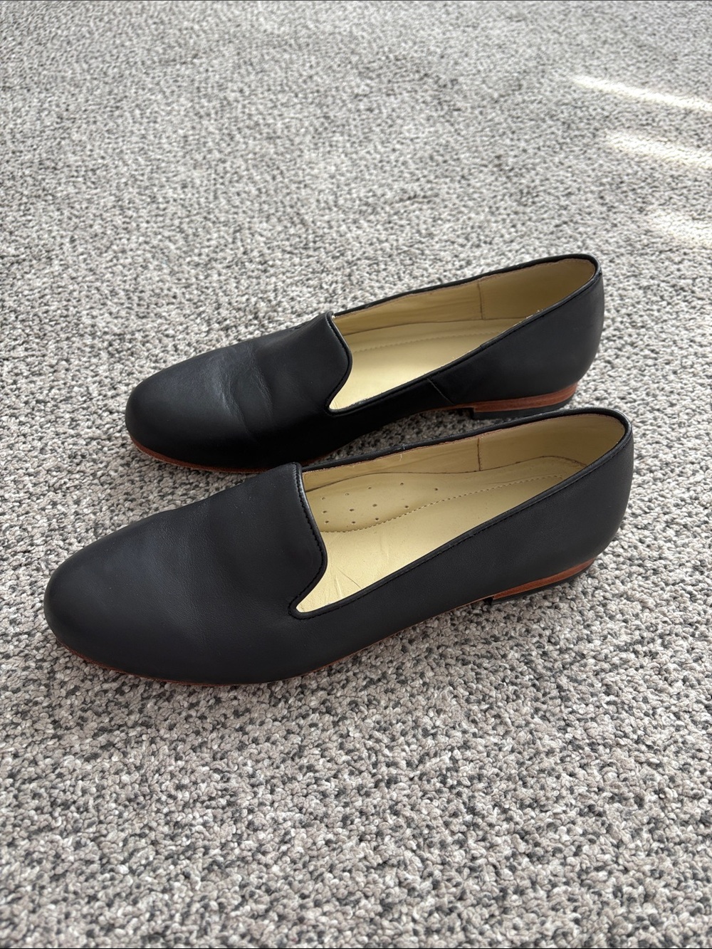 Nisolo Black Leather Women's Slip-On Loafers